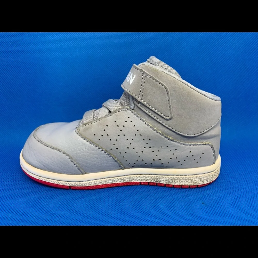 NIKE Air Jordan 1 Flight 5 Premium Wolf Grey Athletic Shoe 881437-008 Kids Sz 8C - Picture 3 of 10